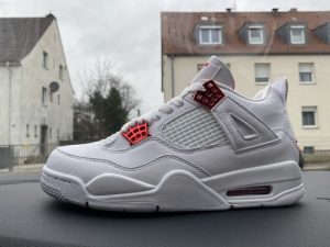 Air Jordan 4 Retro Red Metallic photo review