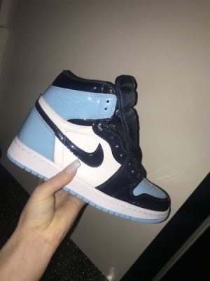 Air Jordan 1 Retro High OG Blue Chill photo review