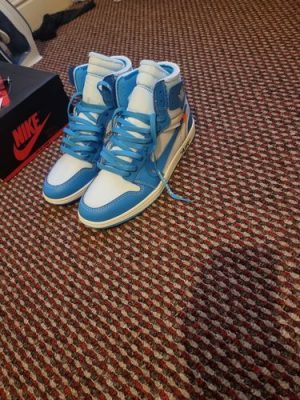 OffWhite x Air Jordan 1 Retro High OG UNC photo review