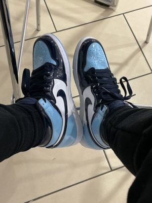 Air Jordan 1 Retro High OG Blue Chill photo review